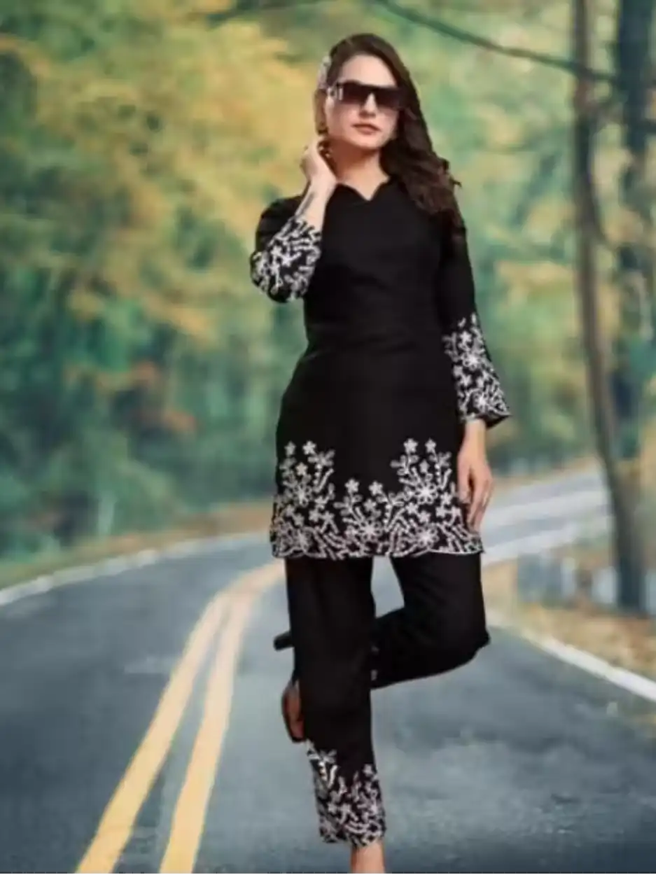 Attractive Beautiful Chain Stitch Embroidered Cotton Black Cord Set - Image 2